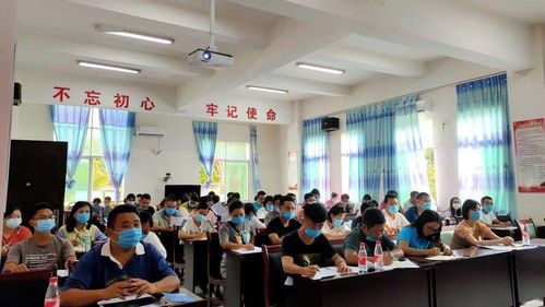 勐約鄉(xiāng)開展第七次全國(guó)人口普查業(yè)務(wù)培訓(xùn)會(huì) 為成年普查員賦能